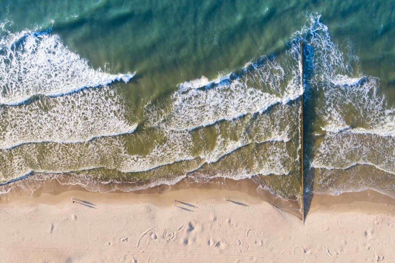 Collins Beach ウストロニエ・モルスキエ エクステリア 写真