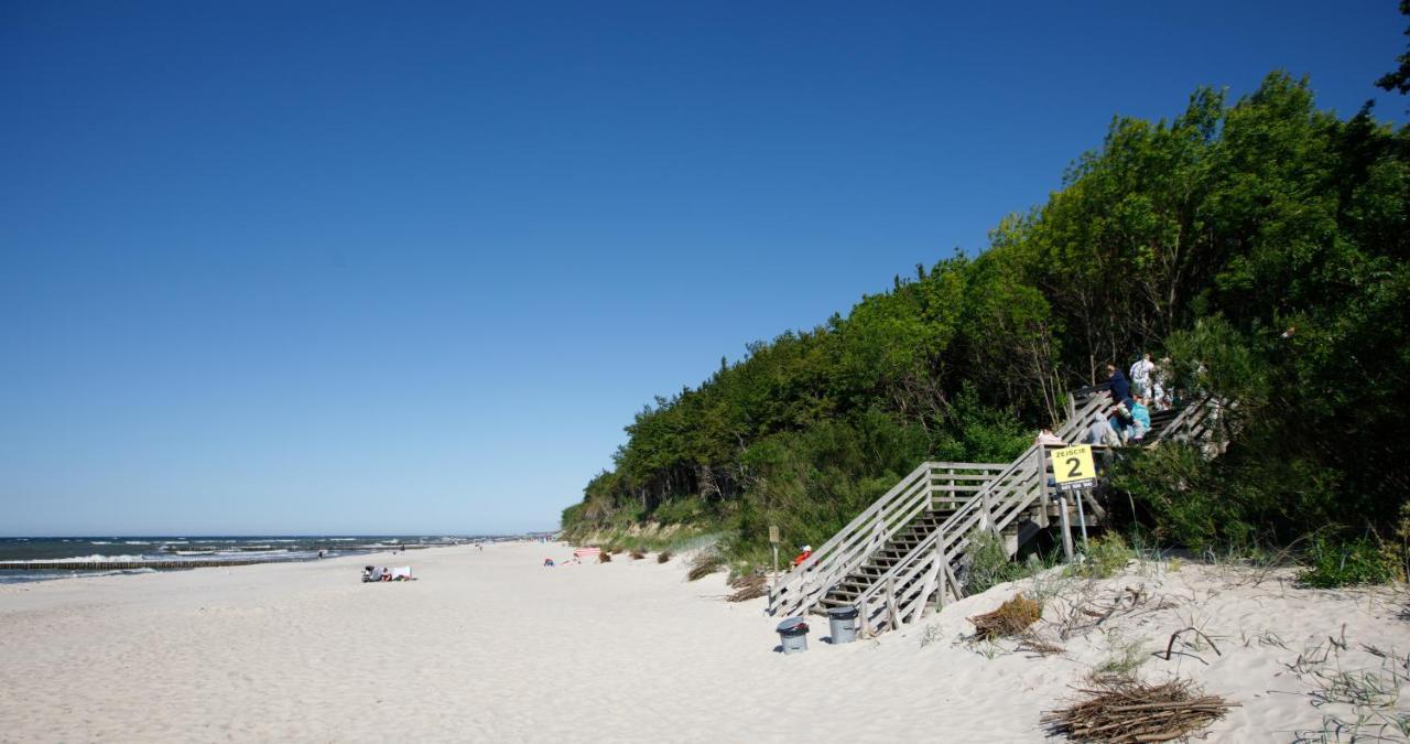 Collins Beach ウストロニエ・モルスキエ エクステリア 写真