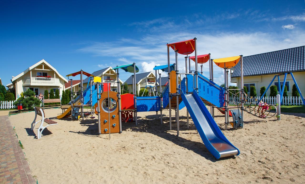 Collins Beach ウストロニエ・モルスキエ エクステリア 写真